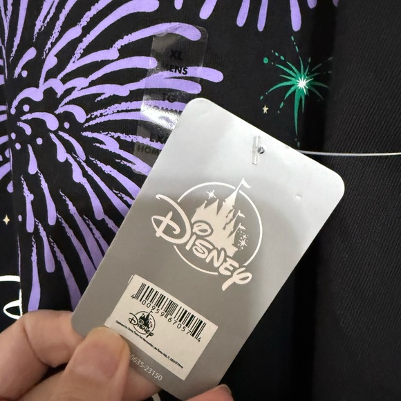 Disneyland Resort Disney 100 t-shirt XL NWT - Picture 6 of 8